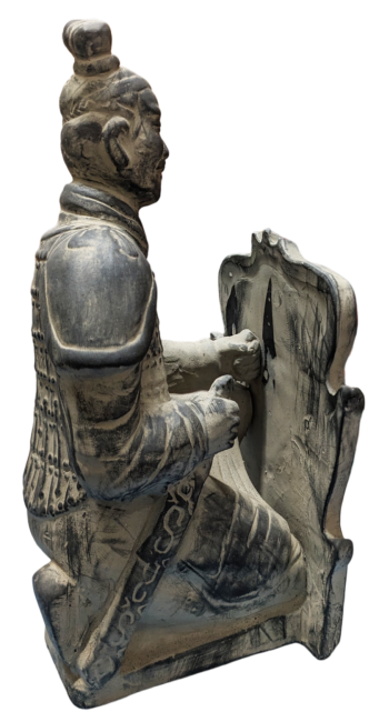 Statue Noire Archer avec Bouclier en Terracotta Agenouillé 35cm